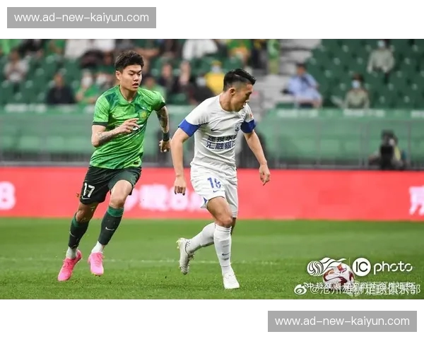 京城烽火，南粤雄狮：国安与富力的恩怨情仇，一场永不落幕的对决